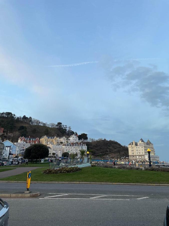 Montclare Hotel Llandudno Exterior photo